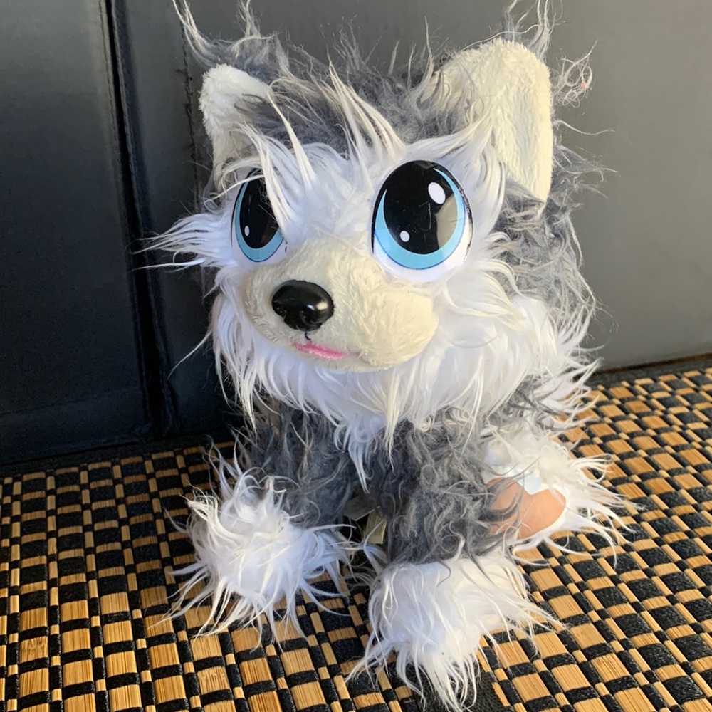 📦 KD Group Rescue Runts Husky Plush Puppy Dog 8” Gray Stuffed Animal